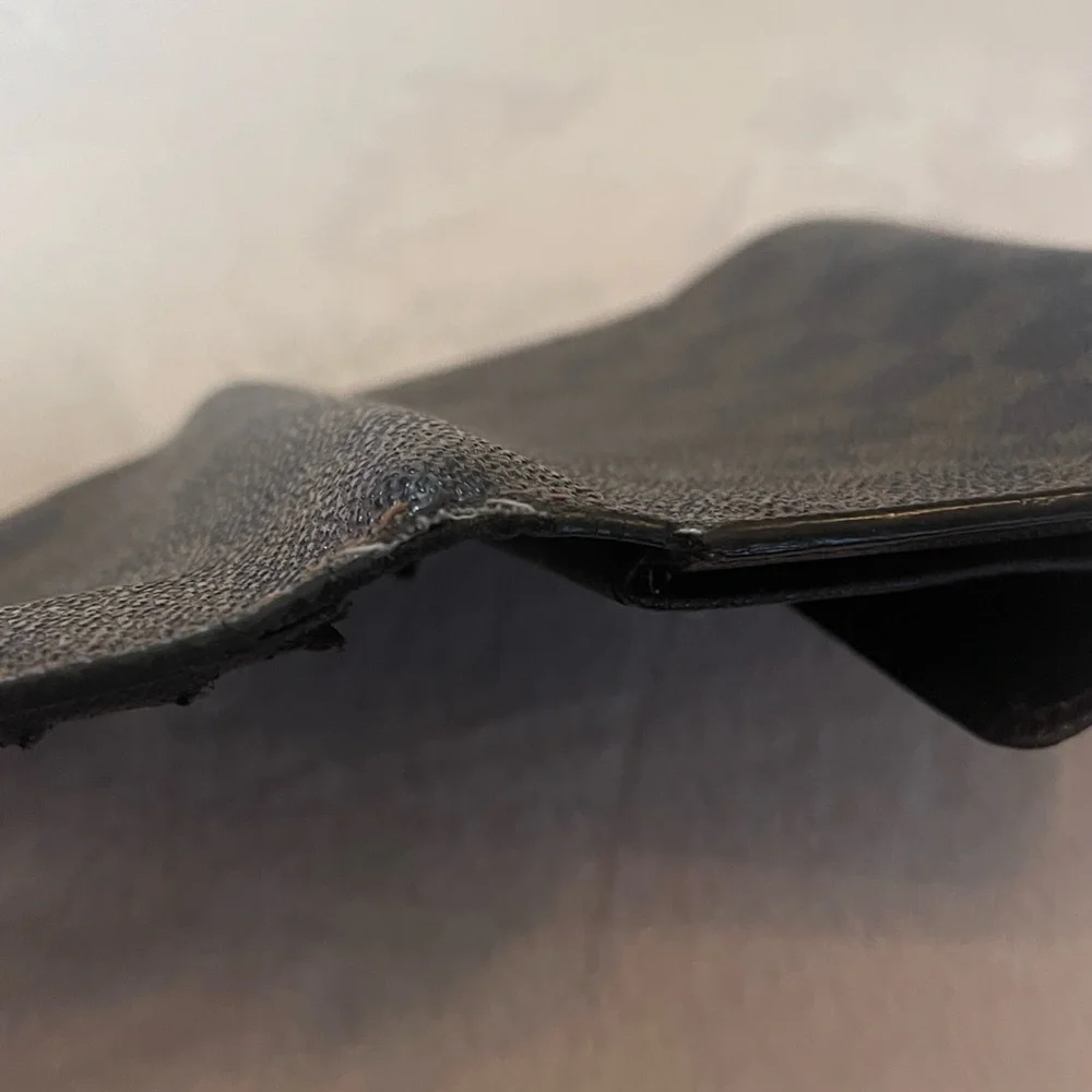 Authentic Louis Vuitton Long Wallet - Picture 8 of 11